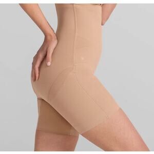 NWOT HoneyLove Sculpt Wear SuperPower Short Woman's Shapewear Shaping Sand SMALL